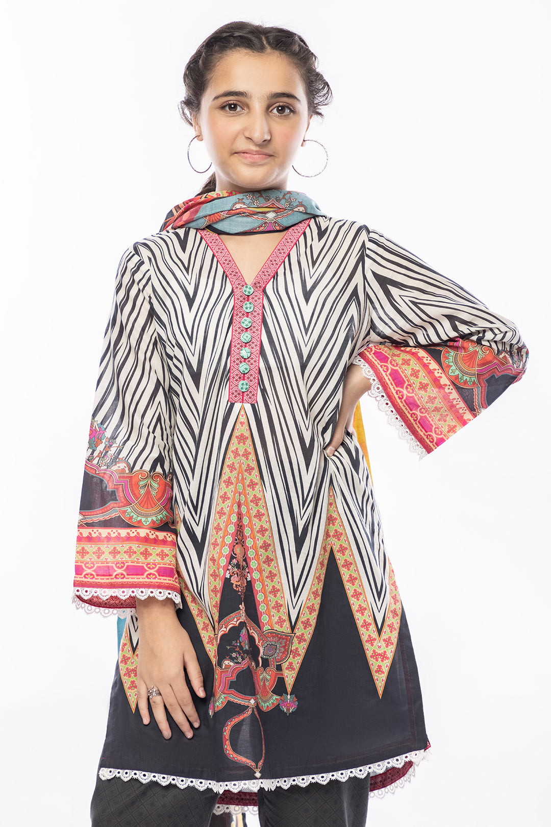 3Pcs Printed Lawn Suit Black SKU : 3PCS-031