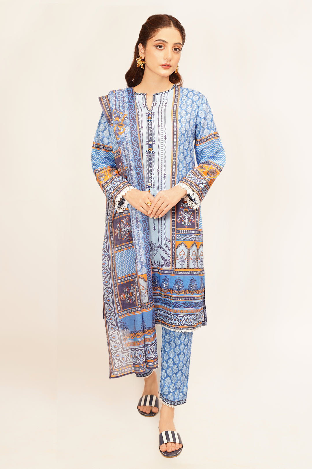 3Pcs Digital Printed Suit in Light Blue SKU: UN-011