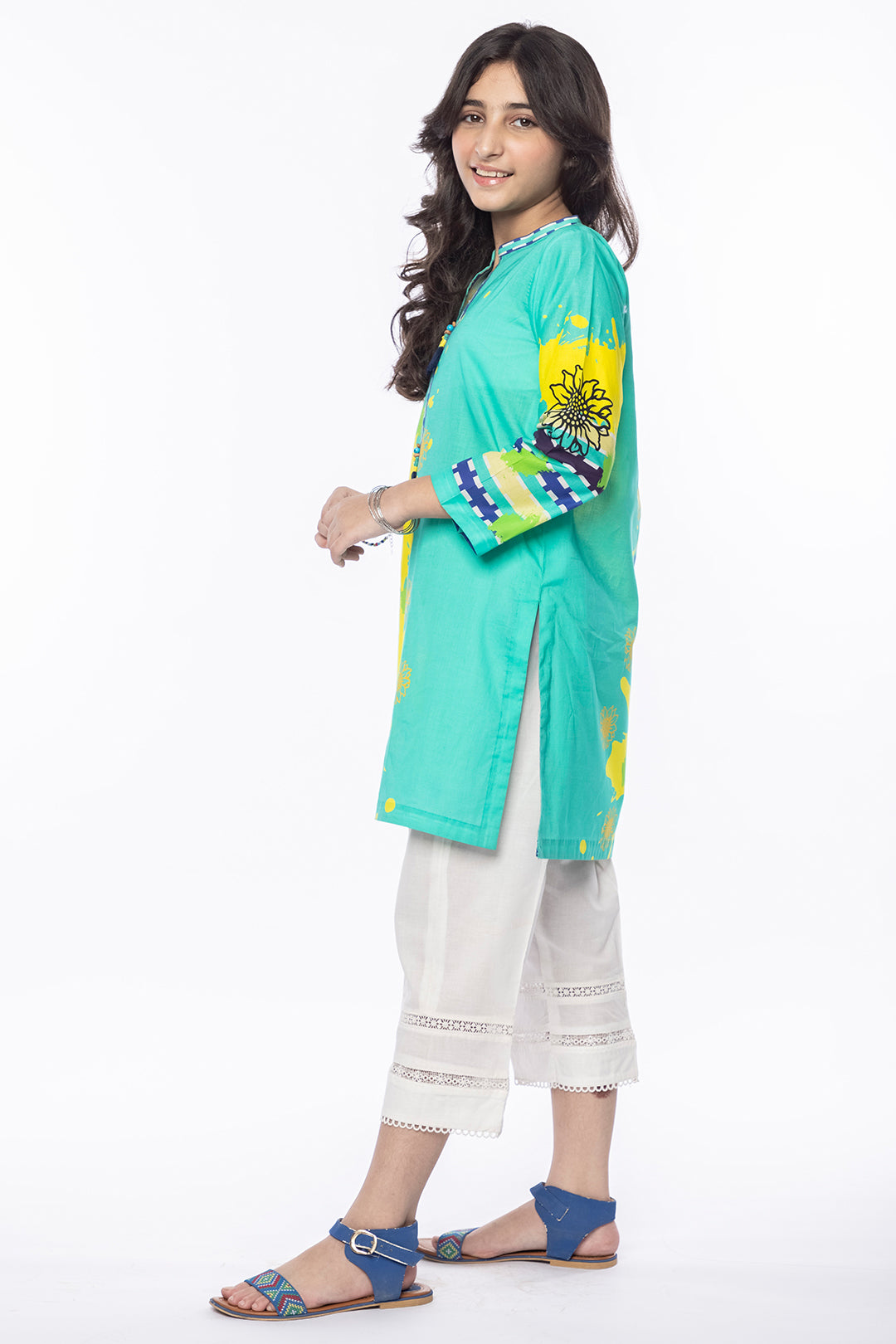 01 PCS Digital Printed Lawn Kurti SKU: MAC-032