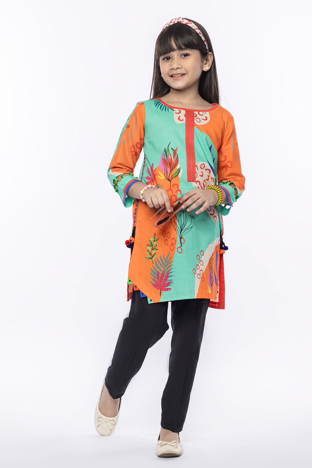 01 PCS Digital Printed Lawn Kurti SKU: MAC-034