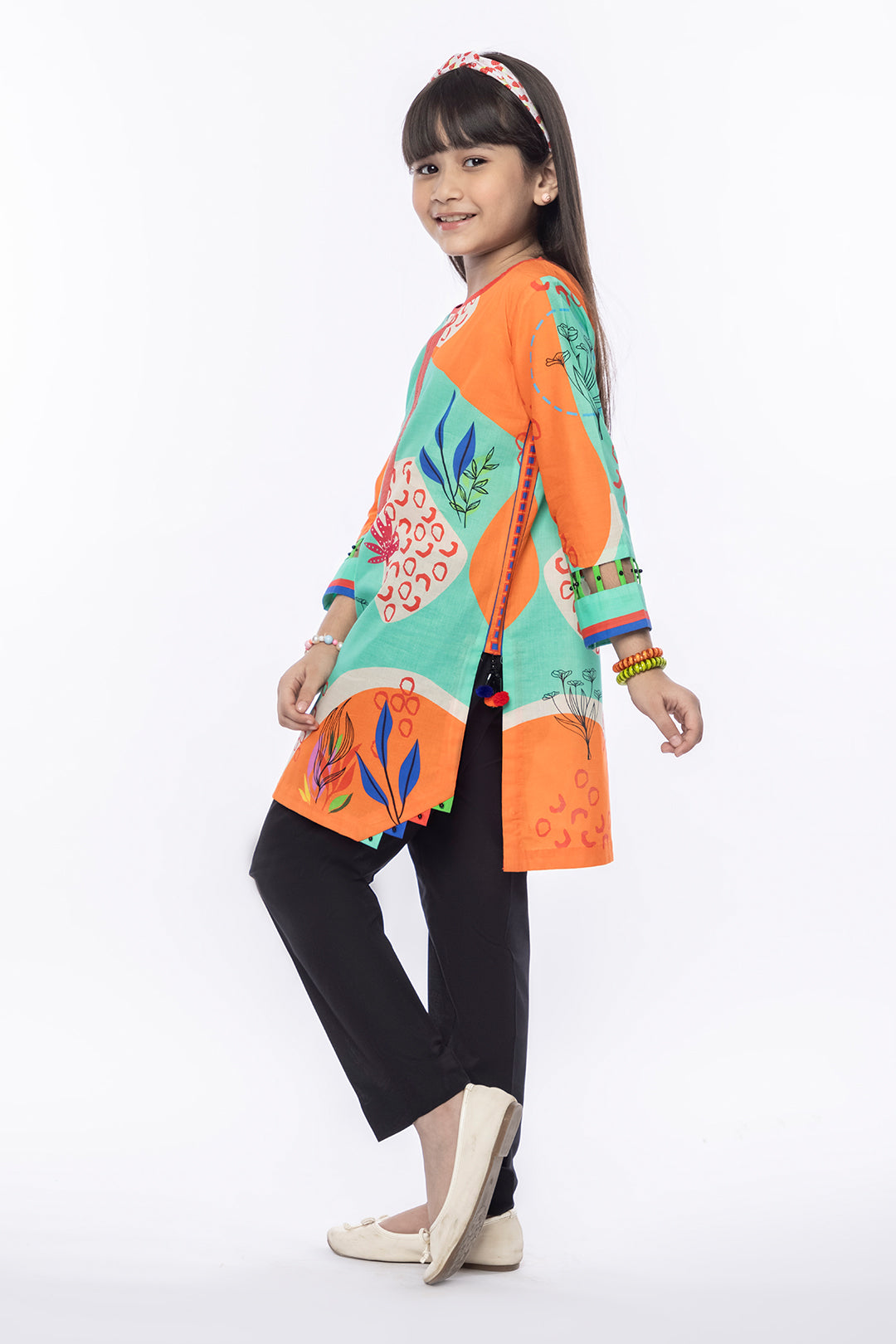 01 PCS Digital Printed Lawn Kurti SKU: MAC-034